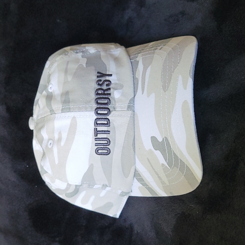 Camo Outdoorsy Cap